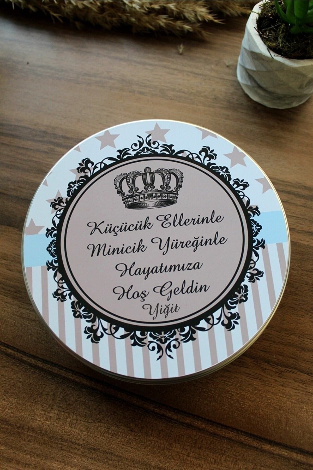 Metal Kutuda Pelit Valonia Hoşgeldin Bebek Çikolatası Mavi 40 Adet