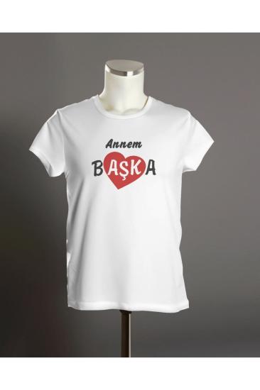 Annem Başka Baskılı Unisex Çocuk Kısa Kollu T-shirt