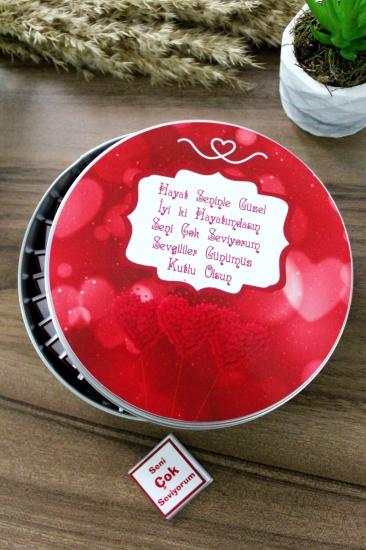 Metal Kutuda 14 Şubat Sevgililer Günü Çikolatası