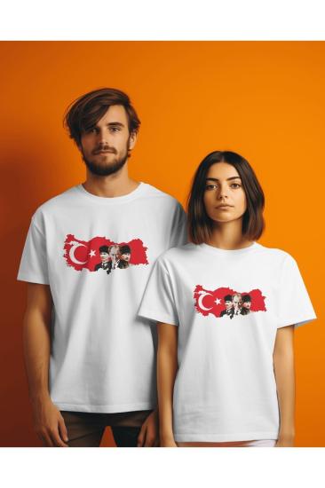 Atatürk ve Türk Bayrağı Türkiye Haritası Tasarımlı Çift T-shirt