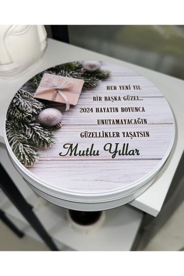 Yeni Yıl 2025 Özel Metal Kutusunda Pelit Valonia Yılbaşı Çikolata - 40 Adet Çikolata